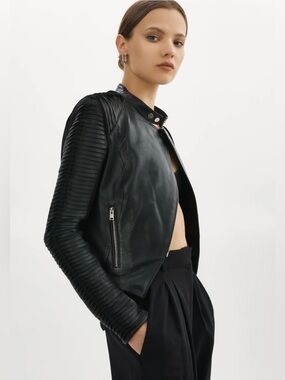 LAMARQUE $625 current collection Azra Leather Jacket